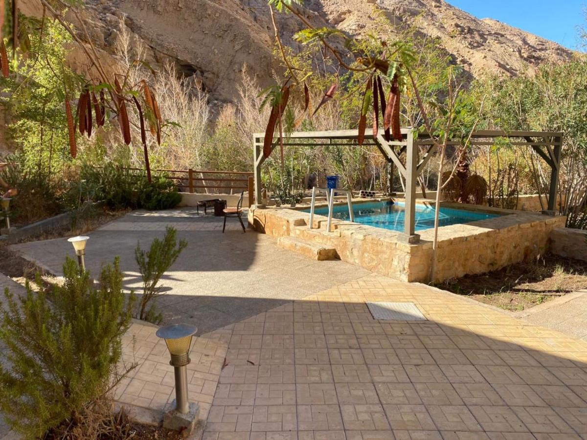 At-Tafilah Afra Hot Springs Chalets מראה חיצוני תמונה