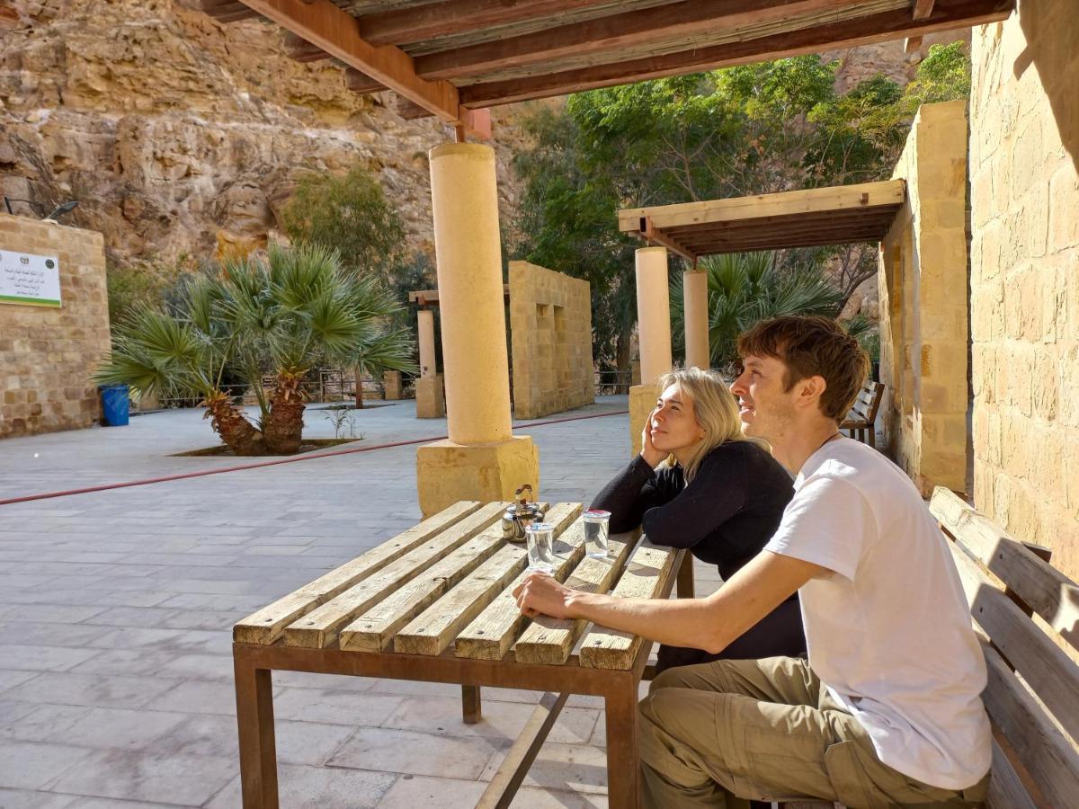 At-Tafilah Afra Hot Springs Chalets מראה חיצוני תמונה
