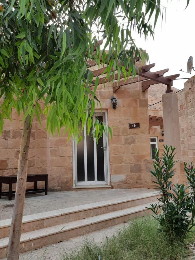 At-Tafilah Afra Hot Springs Chalets מראה חיצוני תמונה
