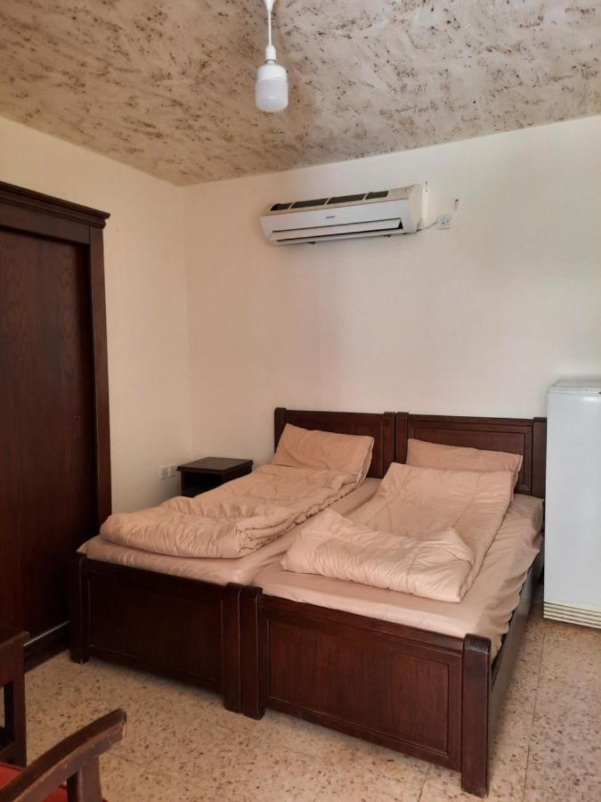 At-Tafilah Afra Hot Springs Chalets מראה חיצוני תמונה